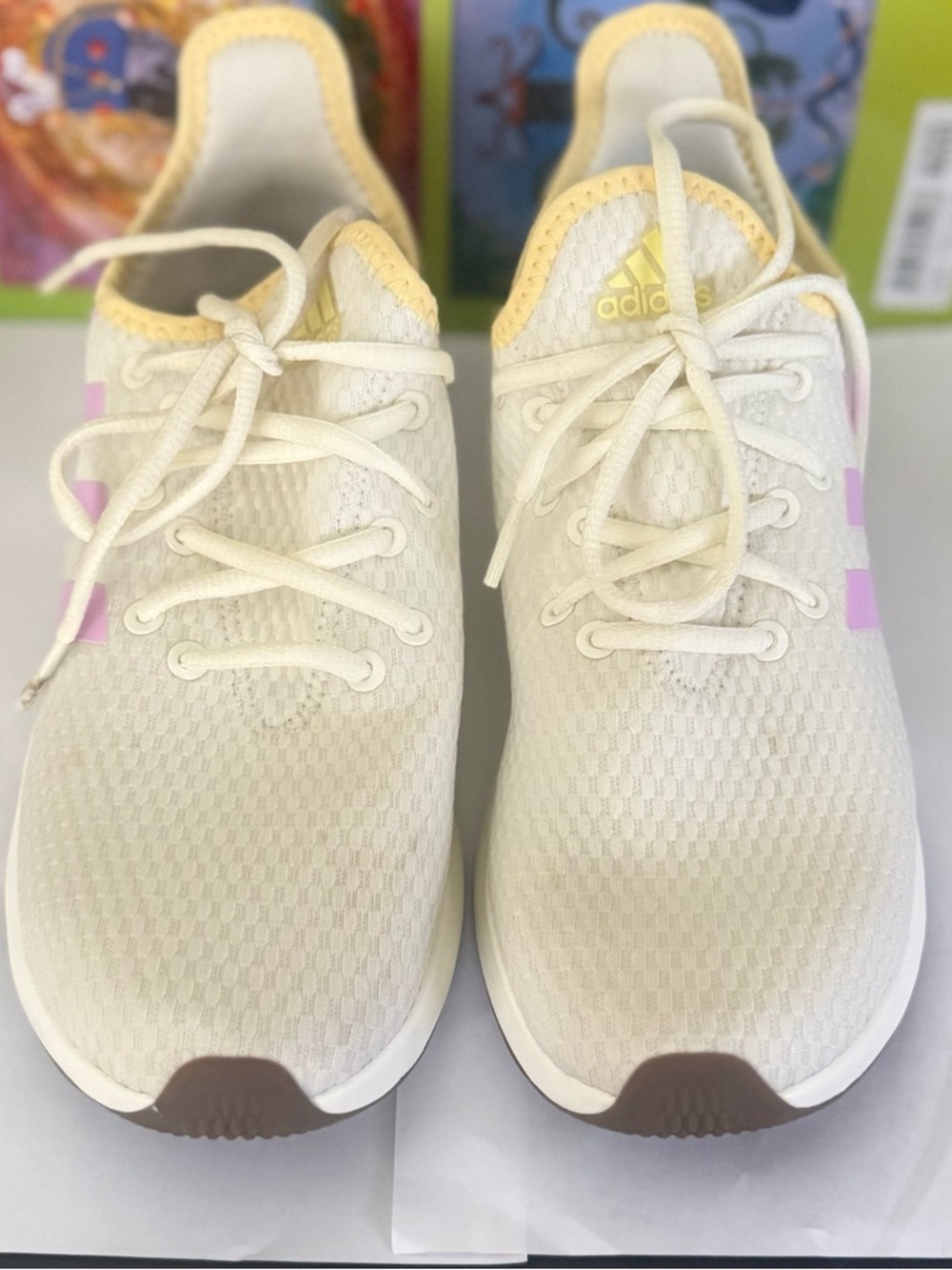ADIDAS Women’s US 8 CLOUDFOAM Pure SPW in the White / Bliss Lilac - Picture 2 of 8